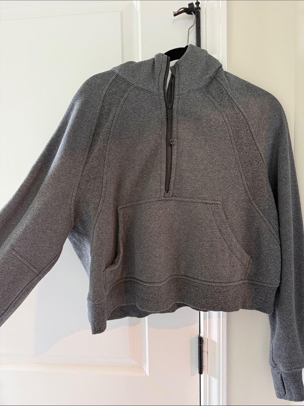 Grey Lululemon scuba boxy quarter zip size 6 - Picture 2 of 3